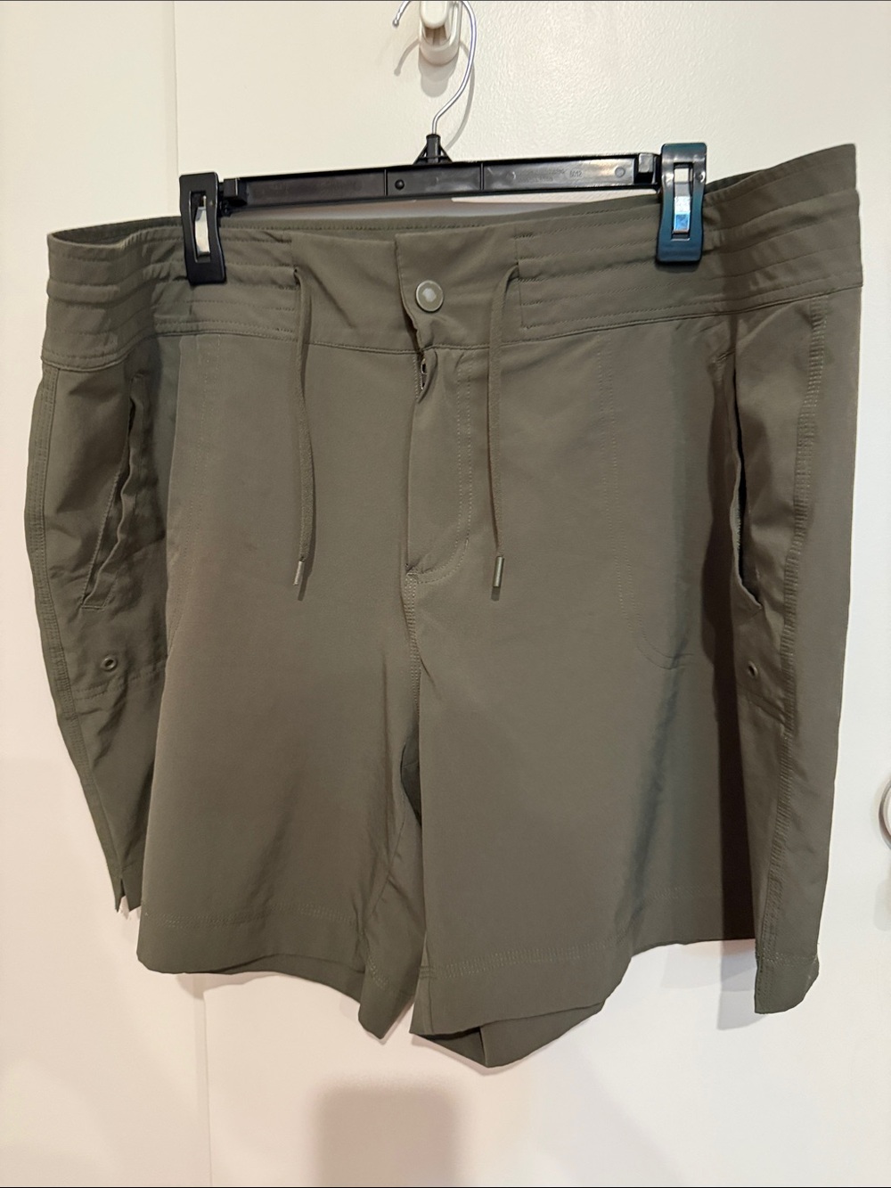 Athletic Works Olive Green Women's Hybrid Shorts